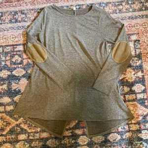 Brown/gray long sleeve